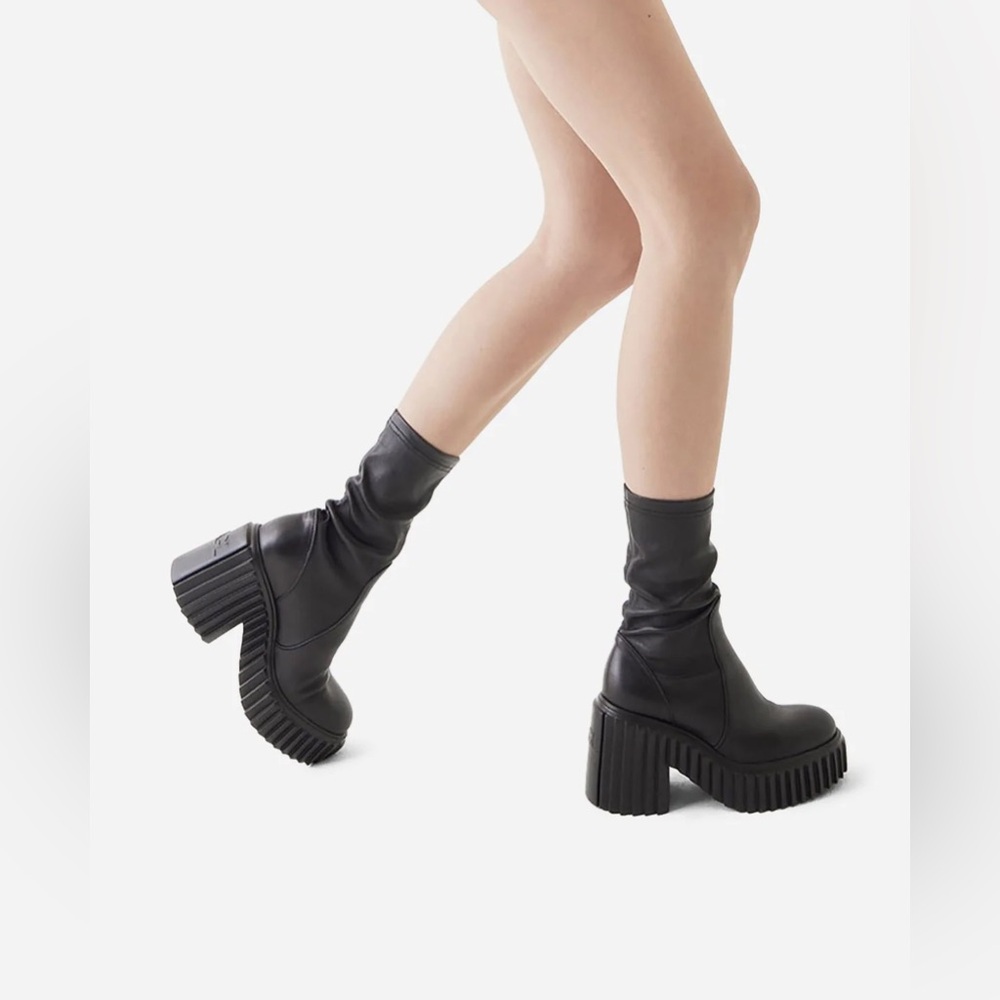 AGL Tiggy pull-on black stretch leather platform boots, 10